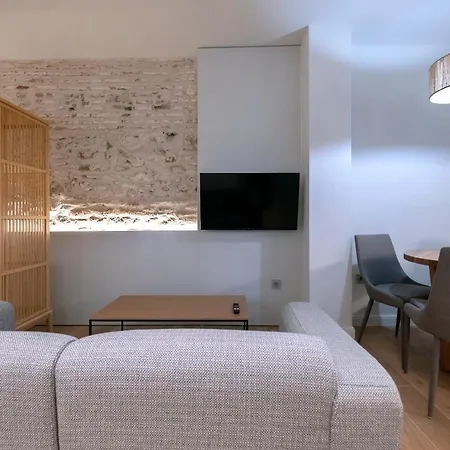 Villar Suites By Cadiz4Rentals Room photo