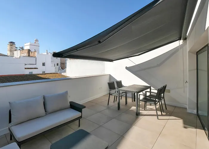 Villar Suites By Cadiz4Rentals